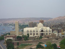 Aswan vista dal fiume Nilo